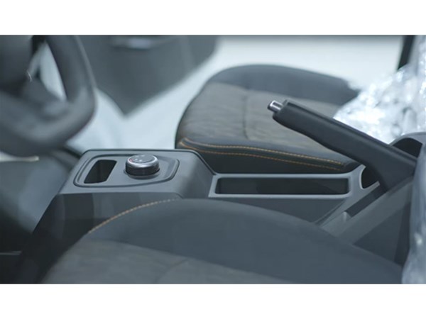 新能源汽車相比傳統燃油車有哪些優勢？